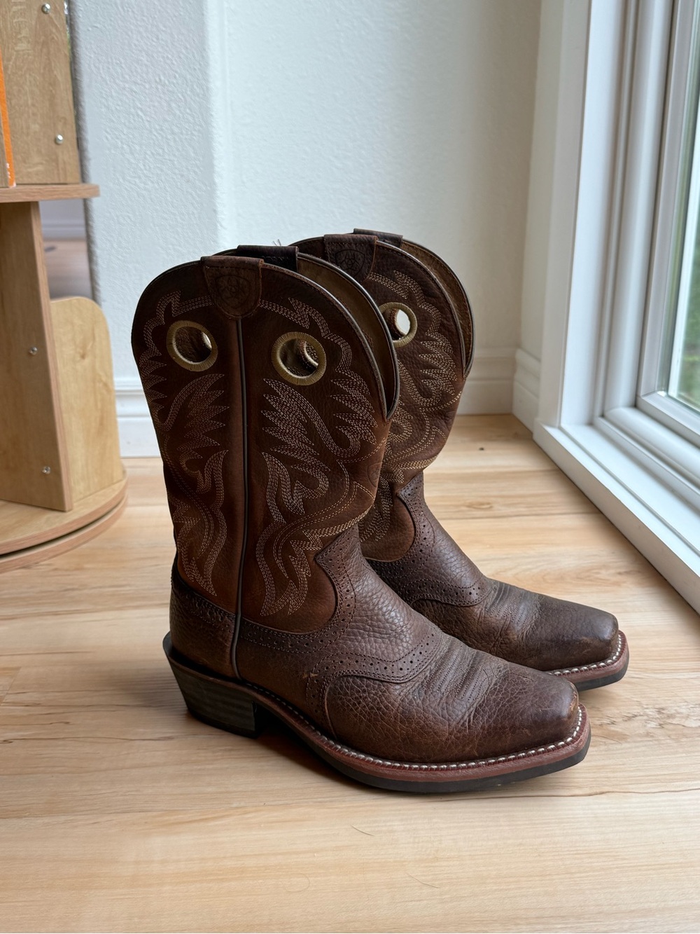 Ariat Brown Leather Western Pull-On Boots